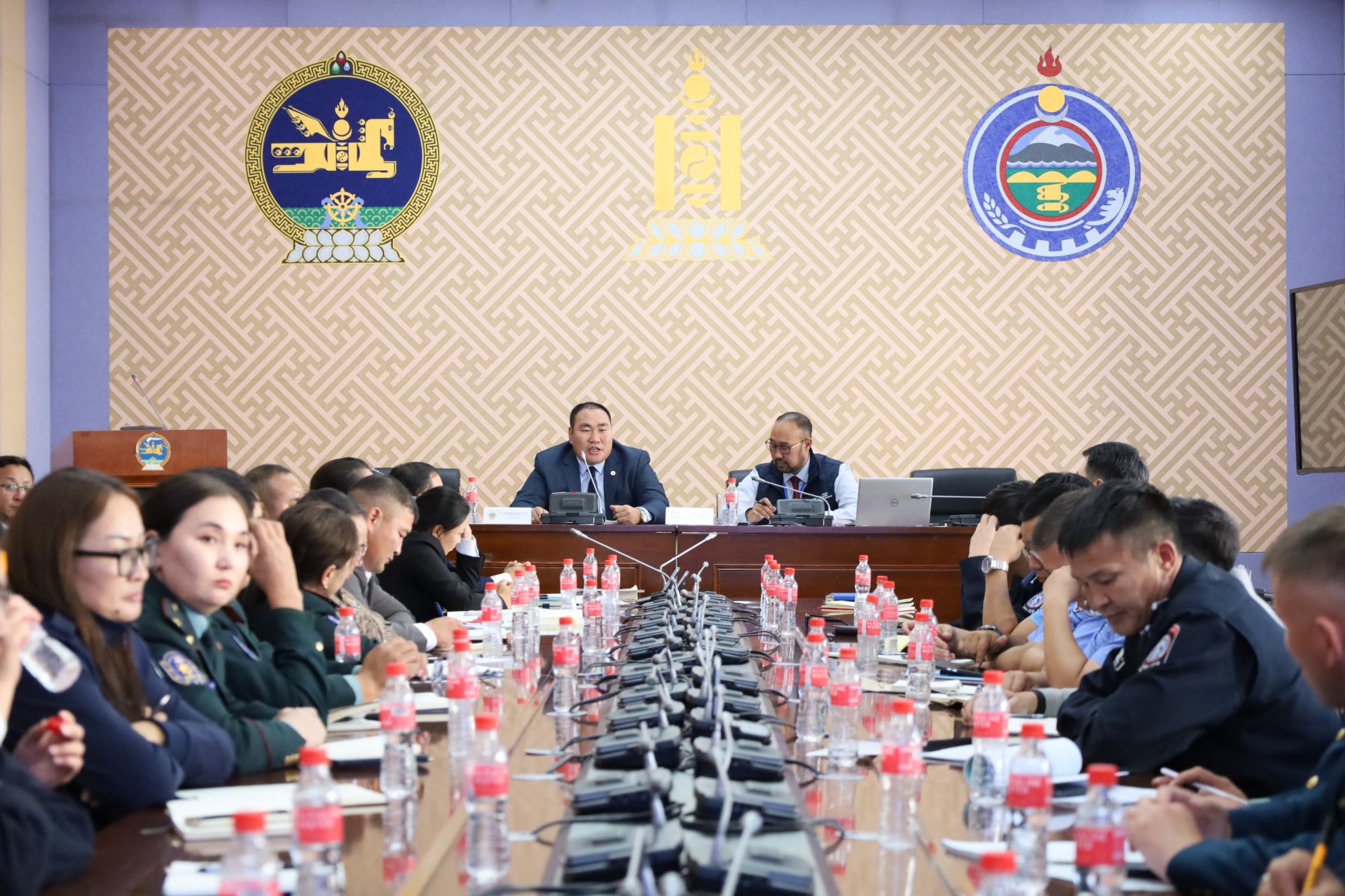 ХАМТАРСАН ХЭЛЭЛЦҮҮЛЭГ ЗОХИОН БАЙГУУЛЛАА